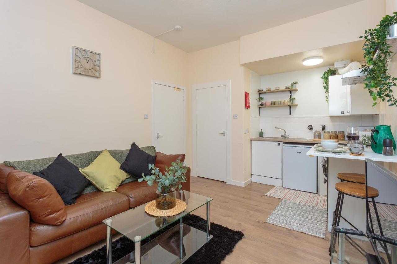 Cozy 1B Groundfloor - 8 Minute From City Centre Εδιμβούργο Εξωτερικό φωτογραφία